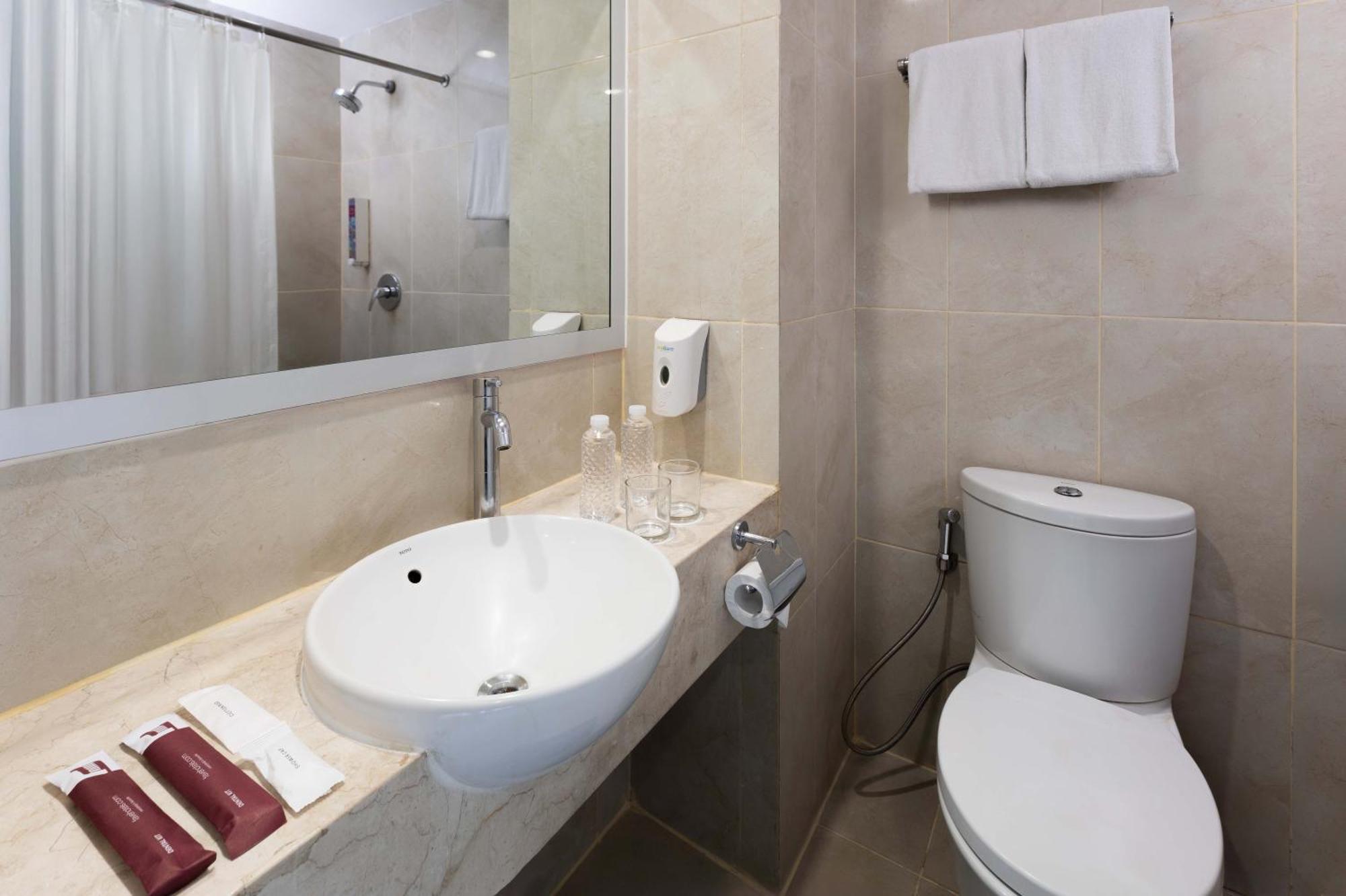 Favehotel Hyper Square Bandung Luaran gambar